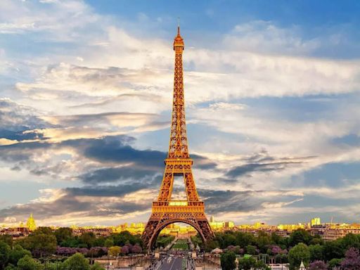 Paris’s Eiffel Tower ticket price increased by 20 percent to meet the maintenance cost