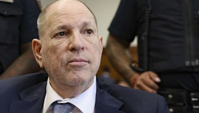 Harvey Weinstein se enfrenta a nuevos cargos por agresión sexual antes de un nuevo juicio