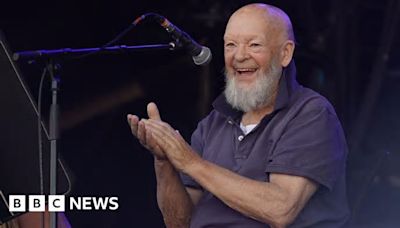 Glastonbury founder Michael Eavis to receive knighthood