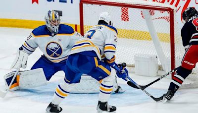 Goaltender Eric Comrie returns for third stint with Winnipeg Jets