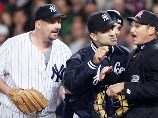 David Wells Rips Joe Torre, Says He 'Wasn't a Great Manager'