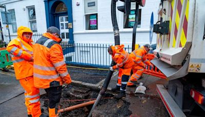 Parking in Dumfries street suspended due to "sink hole" investigation