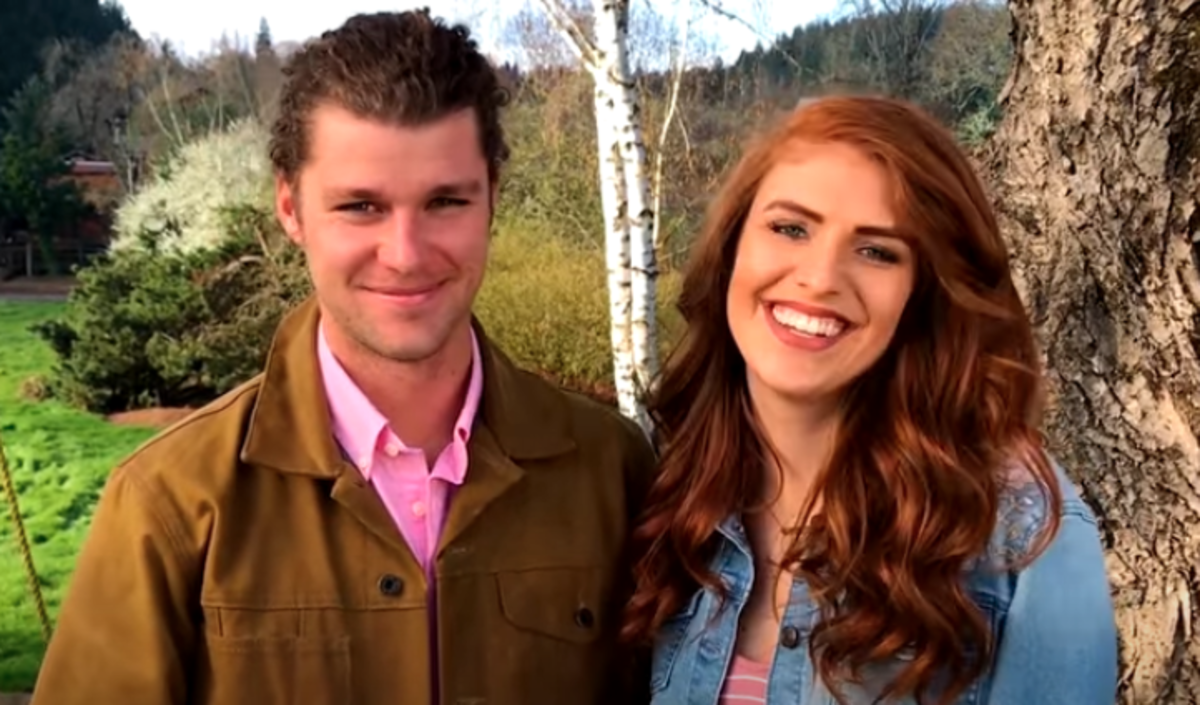 'Little People, Big World's Audrey Roloff Shares Glimpse of Baby Mirabella in 'Family Farm Campout' Photos