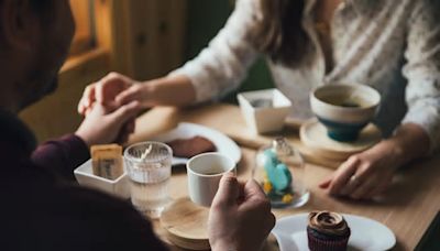 「約會禁忌食物」是它！林佩瑤沒多想就點了 男友傻眼：到底哪個女生會這樣