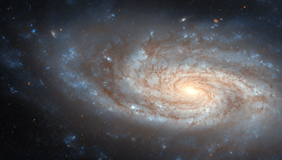 Hubble Telescope spots a stunning spiral galaxy shining in the 'Little Lion' (image)