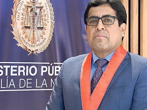 Fiscal Marco Huamán, hombre de confianza de Patricia Benavides, renuncia al Ministerio Público