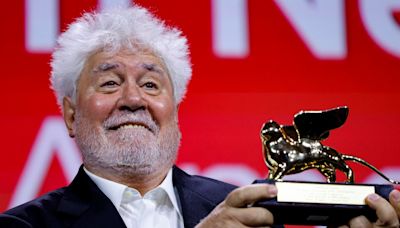 Pedro Almodóvar ganó el León de Oro en Venecia con su primera película en inglés