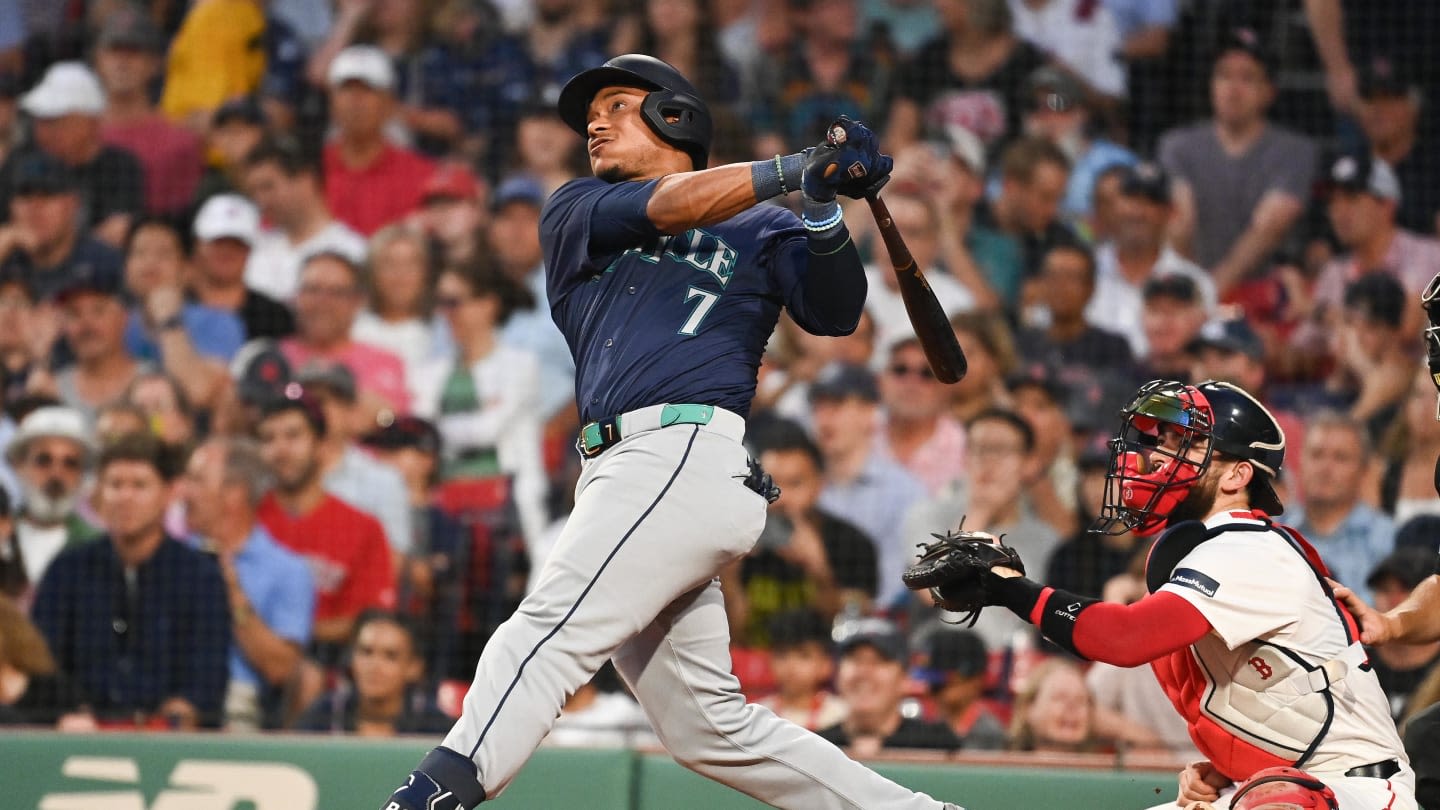 Mariners Take Advantage of Red Sox Miscues to Even Series on Tuesday Night