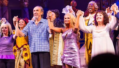 Photos: Kristin Chenoweth & More at THE QUEEN OF VERSAILLES Opening Night in Boston