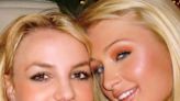 Paris Hilton se atribuye la creación del selfie al recordar sus 'icónicas' fotos con Britney Spears