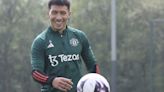 Una buena para Lionel Scaloni: Lisandro Martínez volvió a entrenarse en Manchester United