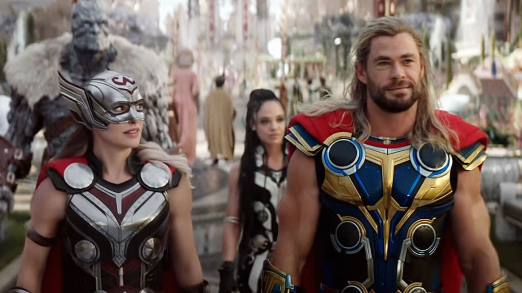 Chris Hemsworth: “I Became a Parody of Myself” in ‘Thor: Love and Thunder’