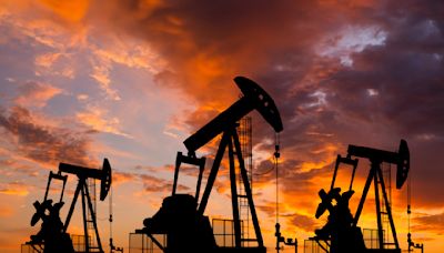 Chevron, Exxon profits expected to drop despite rising oil prices