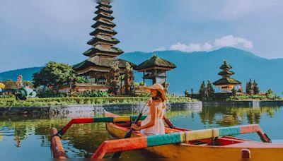 Why is Bali one of the top choices for vacation for women?