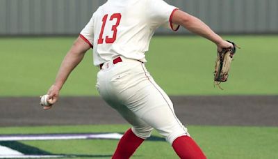 Salado shuts out La Grange: Flores, Eagles deal Leopards 4-0 defeat in Game 1 of area series