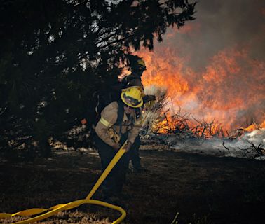 Maps show where wildfires are spreading in California