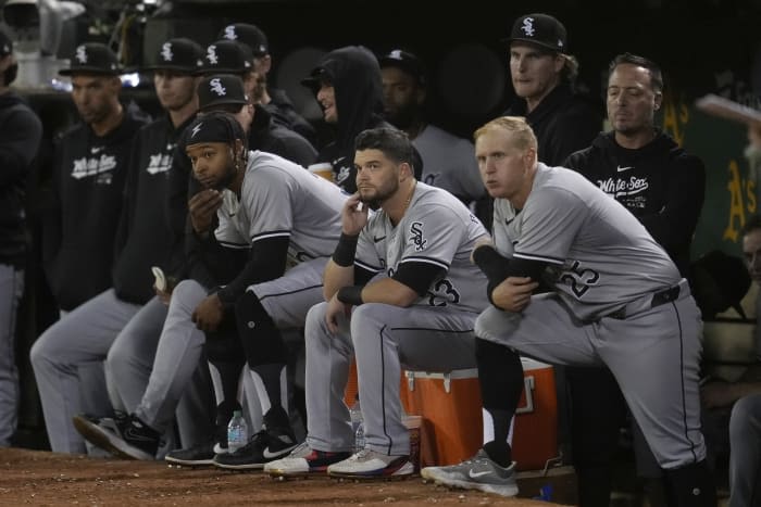 White Sox lose 21st straight game, tying AL record set by 1988 Baltimore Orioles, falling 5-1 to A's