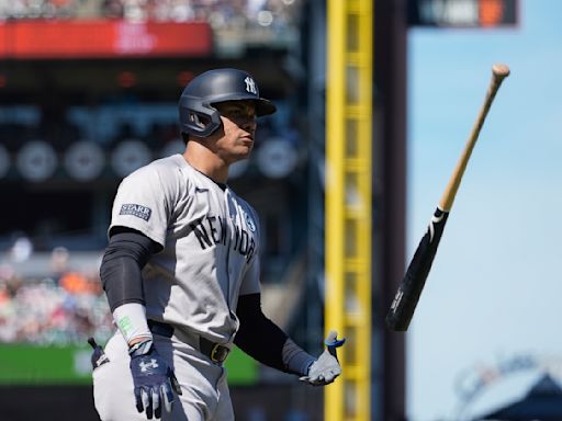 Soto homers twice, including go-ahead shot in 9th, as streaking Yankees rally past Giants 7-5