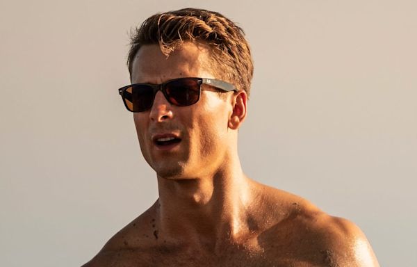 Glen Powell said he almost went broke waiting for 'Top Gun: Maverick' to debut because Tom Cruise didn't want it on a streamer. Then it made $1.5 billion.