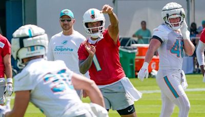 Tua Tagovailoa arrives at Dolphins OTAs noticeably slimmer: Why his lower weight isn't an injury concern