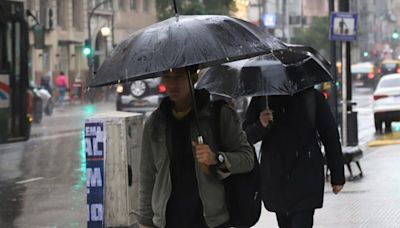 Alerta meteorológica por frío extremo, lluvias y vientos de hasta 150 km/h: cuáles son las provincias afectadas y cómo seguirá el clima en la semana en el AMBA