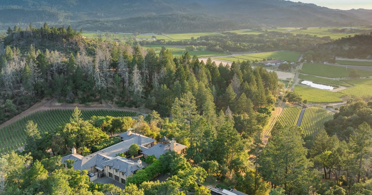 Ryan Seacrest’s Napa County home up for sale at $22 million