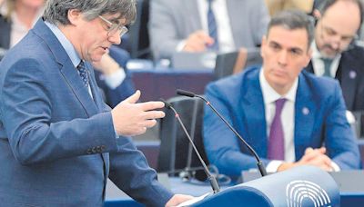 El Gobierno concluye que el revés del Supremo a la amnistía ata aún más a Puigdemont a la legislatura