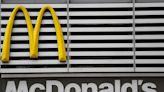 Captan a empleada de McDonald's secando trapeador en calentador de papas fritas - El Diario NY