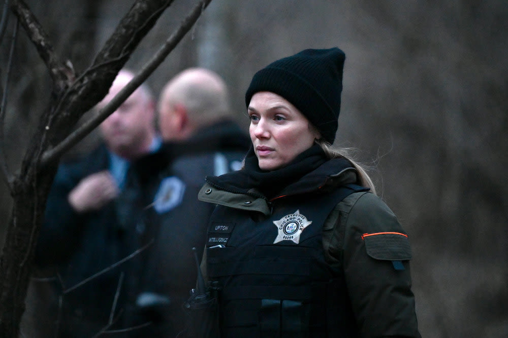 Tracy Spiridakos Reveals Why She’s Leaving ‘Chicago P.D.,’ Teases ‘Vulnerable’ Season 11 Finale (EXCLUSIVE)