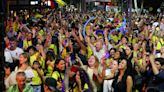 Con música y pirotécnica, cientos de hinchas protagonizaron banderazo de Colombia en Miami