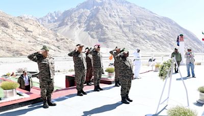 President Droupadi Murmu visits Siachen base camp; interacts with soldiers