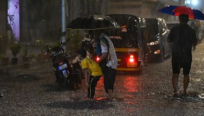 Mumbai rains: Torrential downpour catches city unawares, red alert issued, public schools shut on Thursday