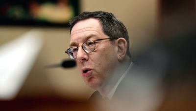 Northwestern University President Michael Schill grilled by lawmakers at congressional antisemitism hearing