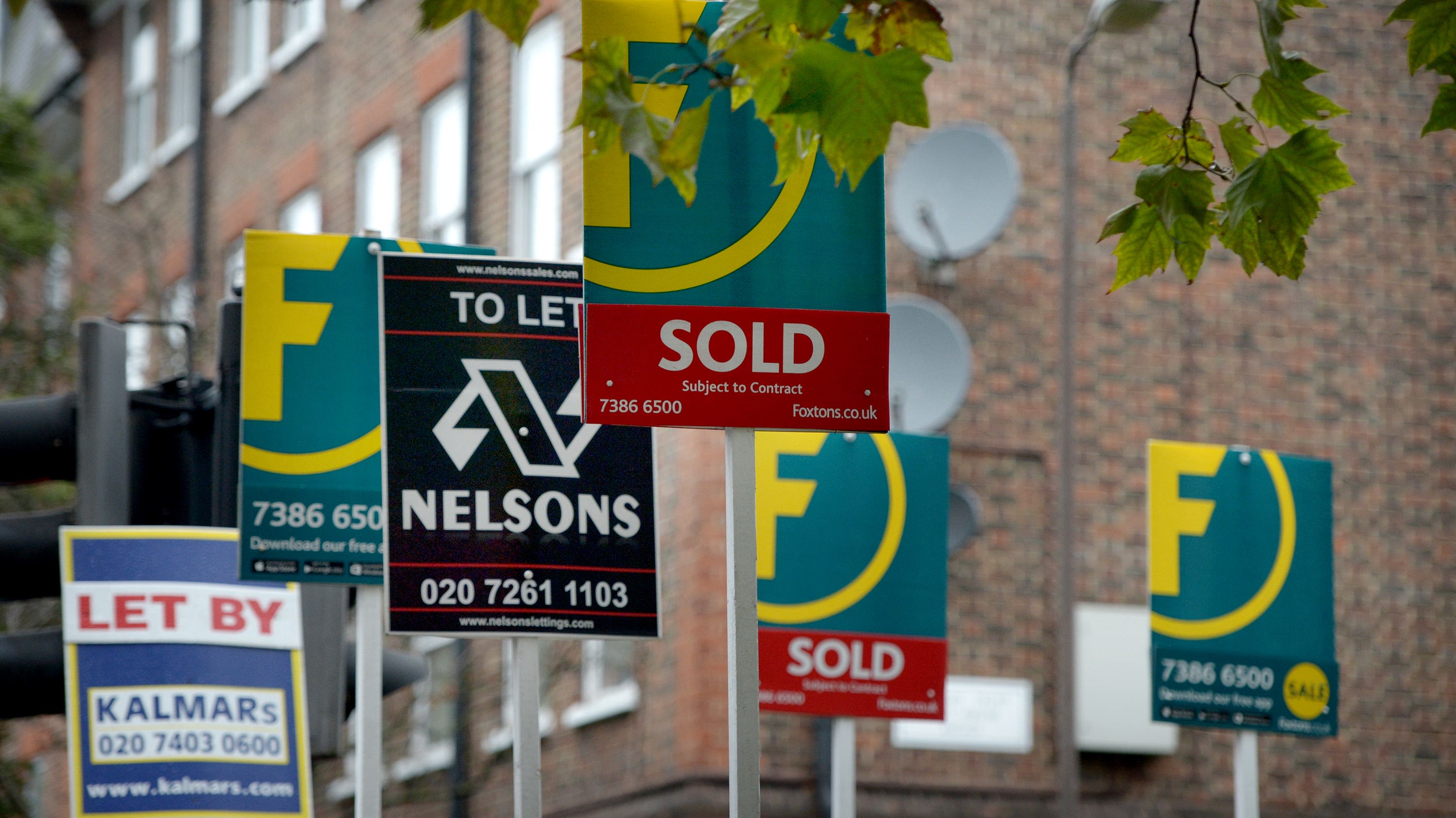 UK house sales tick up for fifth month in a row