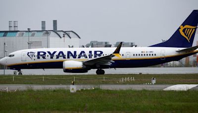 Ryanair warns shareholders of weaker summer fares as profits slip