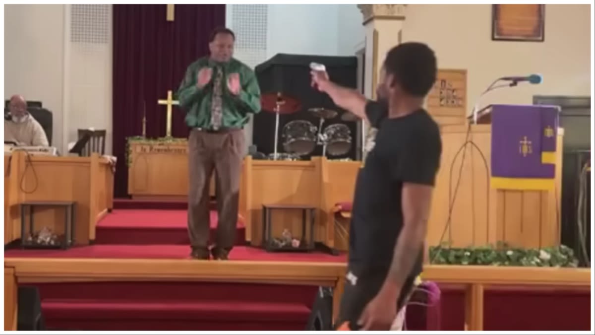 ...Shocking Video Shows Deacon Tackle Gunman Who Attempts to Execute Terrified Pastor During Sermon In Pittsburgh Church...