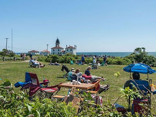 Enjoy quiet fireworks viewing July 4th at Beavertail State Park in Jamestown