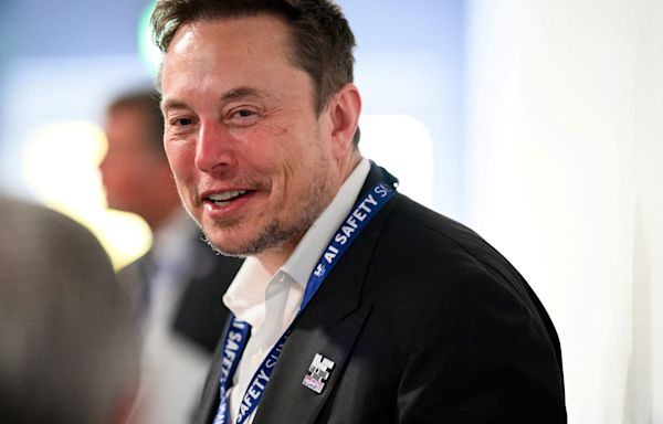 Elon Musk makes it official: He's all-in on Trump and is donating money to prove it