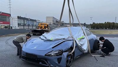 小米電動車大陸首撞！千萬人目睹「煞車片碎成渣」維修費用曝：驚呆車主