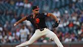SF Giants waste magical performance by Jordan Hicks, fall to Pirates in extras