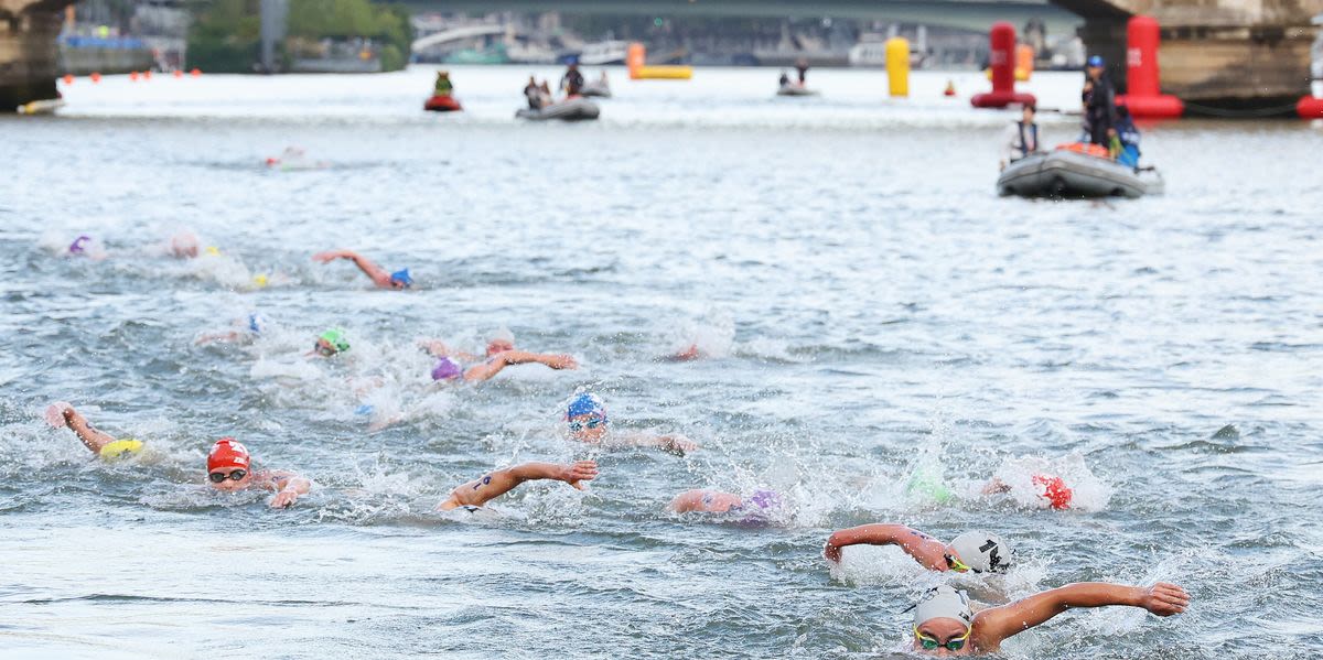 Watch Olympic Women's Triathlon -- Yes, They Swam In The Seine! -- In 76 Seconds