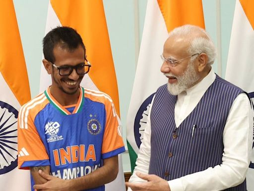 'Chahal Kyun Serious Hai?': PM Narendra Modi's Fun Banter With Yuzvendra Chahal During His Meeting With T20...