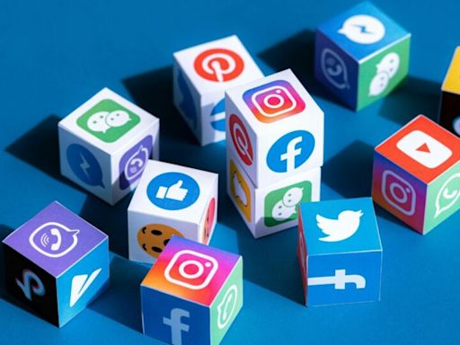 Social Media Marketing 2024: Ultimate Guide