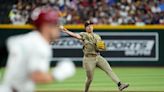 Hot-hitting Padres roll past Diamondbacks