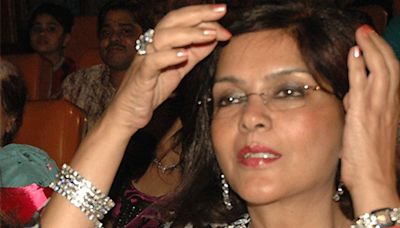 Zeenat Aman says she became high as a kite after smoking chillum on 'Haré Rama Haré Krishna' set