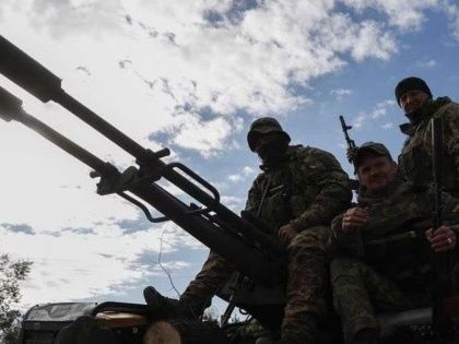 España dará armas a Ucrania por un valor récord de mil 129 millones de euros