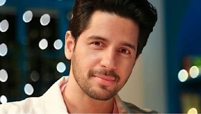 Sidharth Malhotra Gives A Peek Of His Childhood Picture On The Occasion Of Father's Day, See Picture