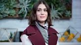 Lizzy Caplan on How Intimacy Coordinators Are Reinventing Steamy Scenes
