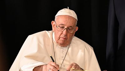 La nueva revolución del papa Francisco: que los seminaristas lean literatura dura y pura