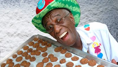 Wally Amos, Famous Amos Cookies Founder, Dies at 88